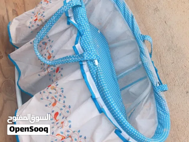 تخت هزاز بيبي مستعمل خفيف شبه جديد