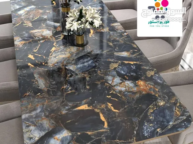 مشمع لاصق ضد الماء والحراره للجدار والرخام والابواب والثلاجات وكثير من الاشياء