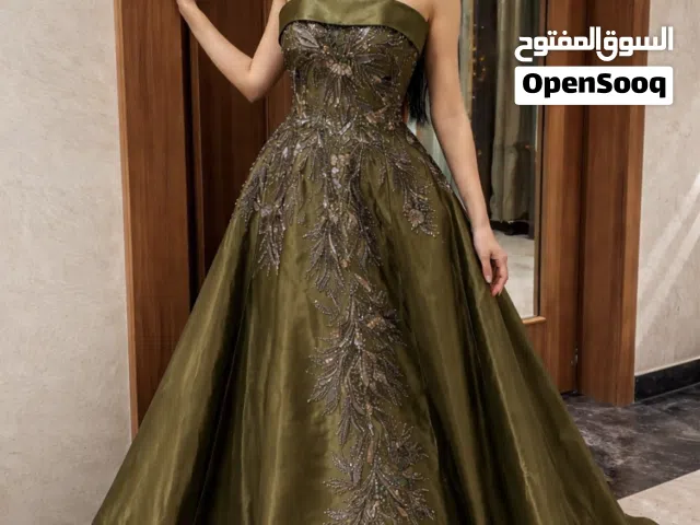 فستان سهرة