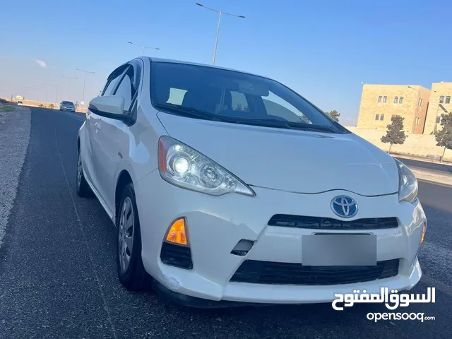 TOYOTA PRIUS C 2014