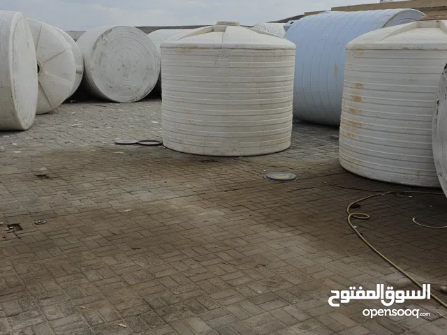 it is usable water tank and toilet as new and what's your think are use