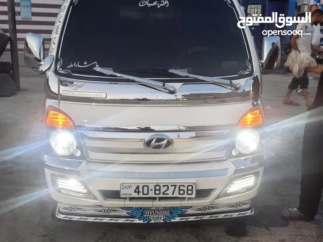 Tipper Hyundai 2015 in Zarqa
