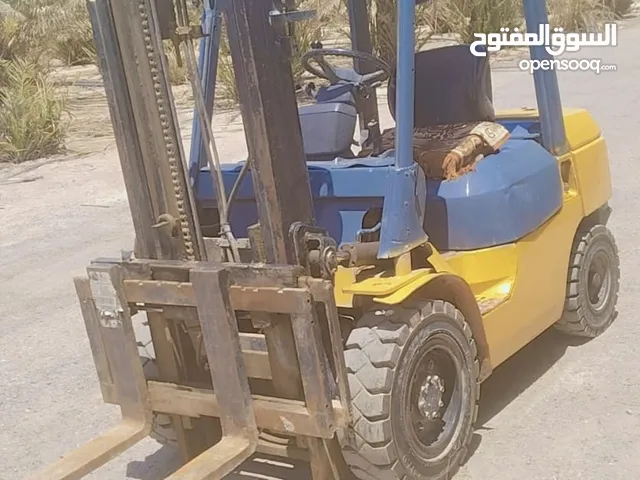 رافعه شوكيه 3 طن - تويوتا موديل 2005 تواير كبس جديده من شهر و بطاريه من اسبوعين