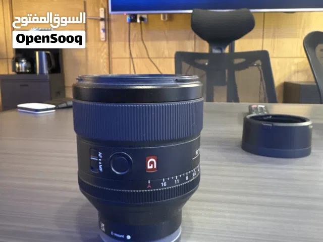 عدسة سوني G master  85mm