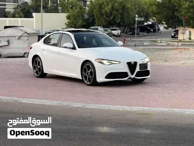 2022 الفا روميو جولييا Giulia Ti