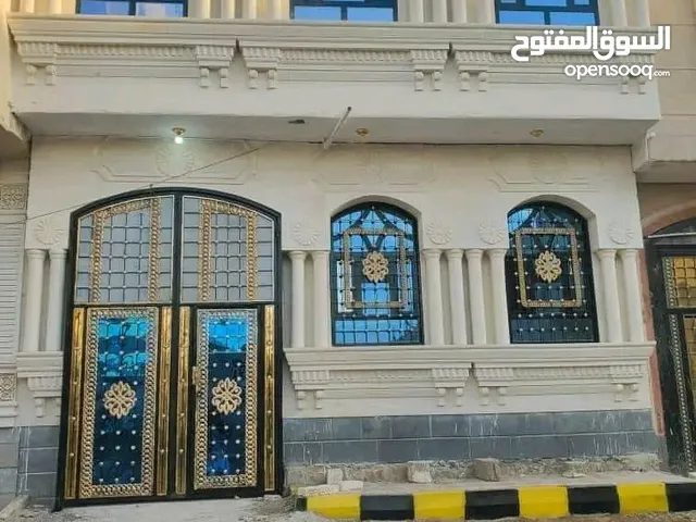 99 m2 5 Bedrooms Townhouse for Sale in Sana'a Other