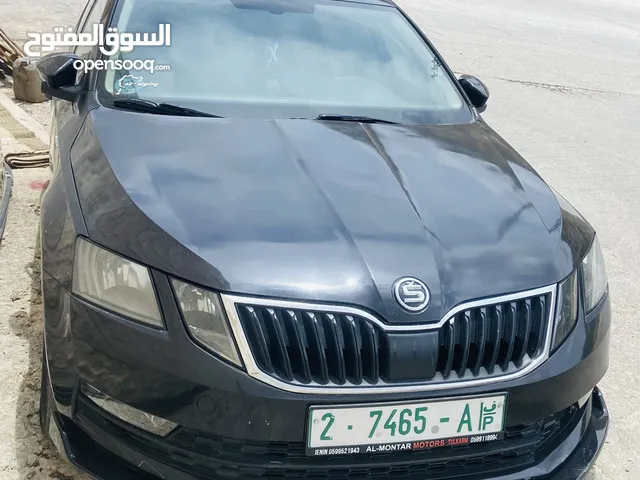 سكودا اوكتافيا 2018 للبيع بحاله ممتازه