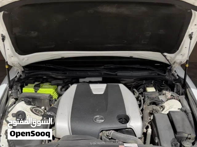 لكسز is 300fsport للبيع ب 37 الف و قابل للتفاوض بيعه مستعجله