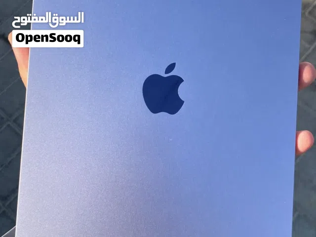 Apple iPad Air 11 128 GB in Al Dakhiliya