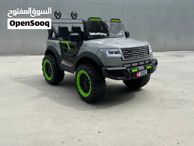 سيارة اطفال