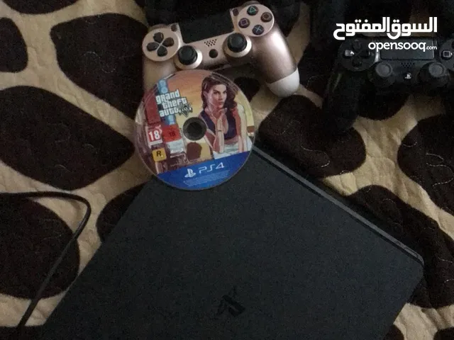 بلايستيشن 4 مستعمل شهرين