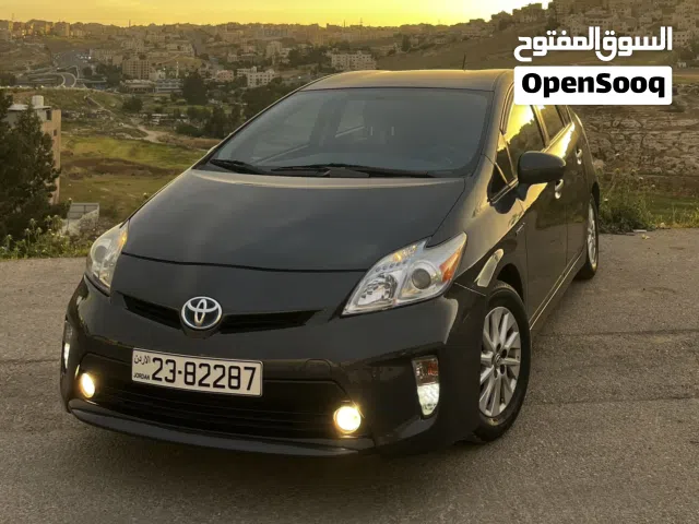 2012 تويوتا بريوس Prius