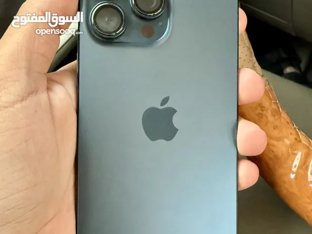 ايفون 15 برو ماكس ازرق 256 جيبي نظيف جداً مع ملحقاته