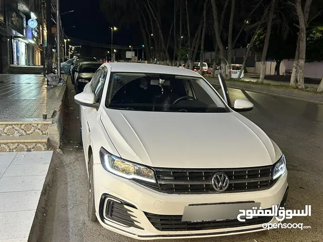 Used Volkswagen Bora in Ajloun