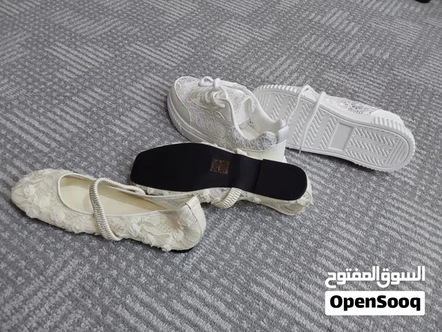 شوز ستاتي خفيف وباليرينو (باليه)ستاتي جديد غير مستعمل