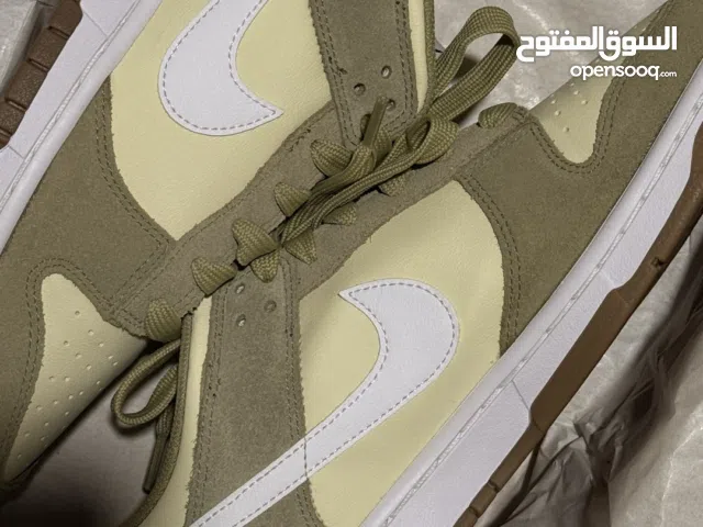 Nike Dunk Low Retro SE