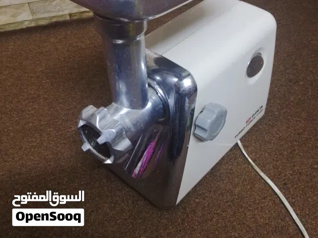 فرامه لحمه وخضار وبتعمل كل شي للبيع