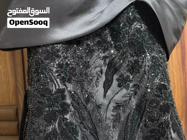 فستان سهرة للبيع