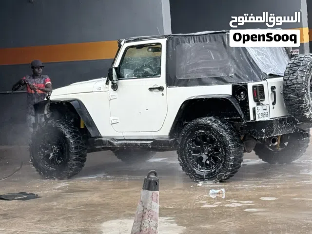 2010 جيب رانجلر Sahara 4xe
