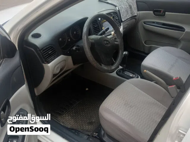 2011 هيونداي اكسنت GLS