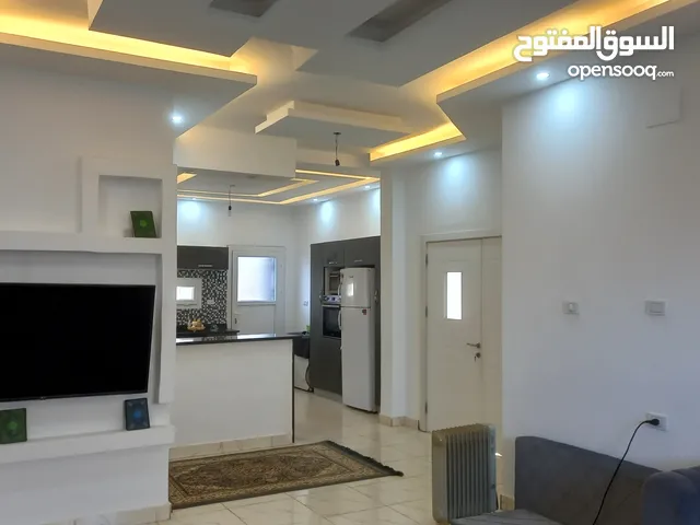 215 m2 More than 6 bedrooms Townhouse for Sale in Tripoli Tajura