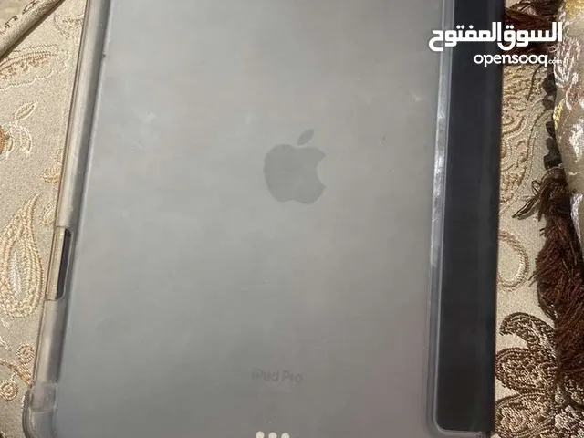 ايباد برو m4 11 انش 256 جيجا + حساب ببجي ومبرد