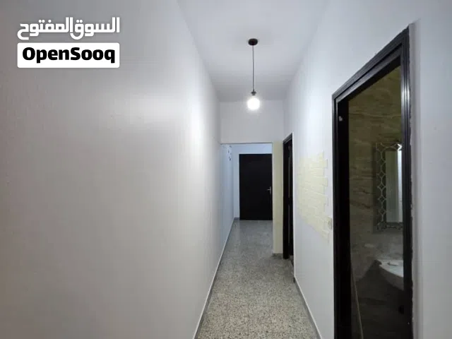 شقة استيديو للايجار في 7000 الكيش الطابق الثالث