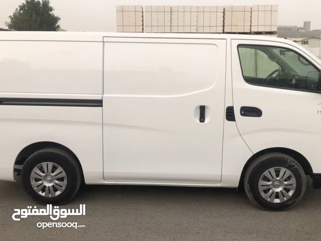 نيسان اورفان 2022