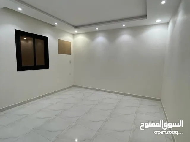 158 m2 3 Bedrooms Apartments for Rent in Al Riyadh Irqah
