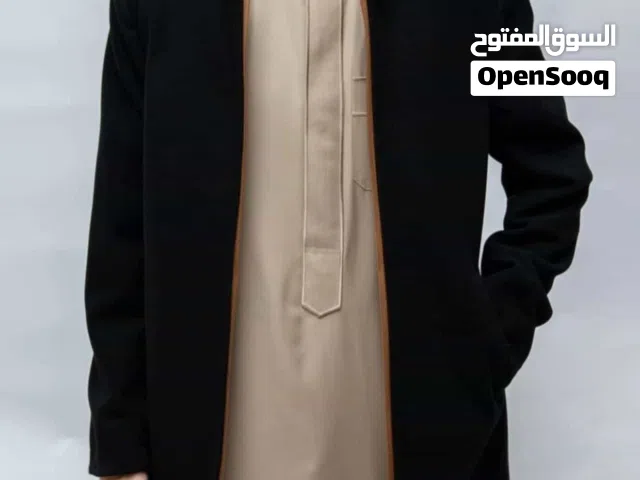 ابحث عن مشغل أو معمل للاستثمار يوجد به عمال