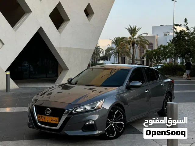 2019 نيسان التيما S