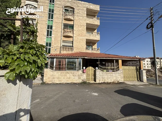 165 m2 3 Bedrooms Apartments for Sale in Amman Daheit Al Yasmeen