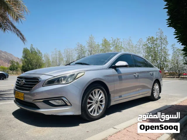 2016 Hyundai Sonata Limited Sedan with Panoramic Roof