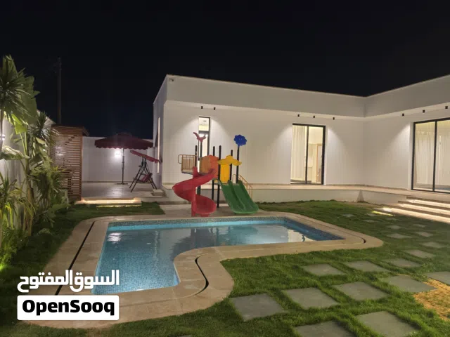 3 Bedrooms Farms for Sale in Tripoli Al-Baesh