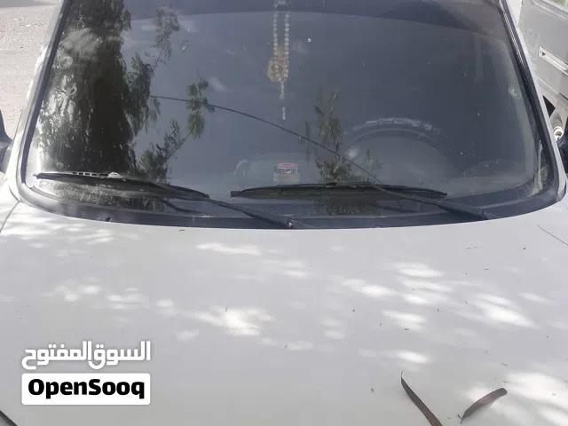 2009 بيجو بارتنر Van Short Body