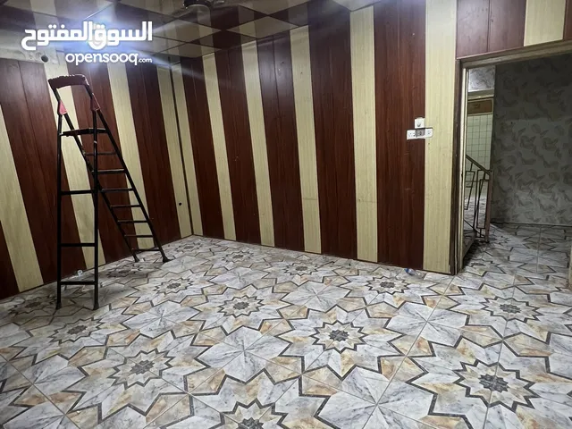 200 m2 More than 6 bedrooms Townhouse for Rent in Basra Juninah