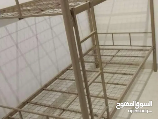 السرير دورين 25