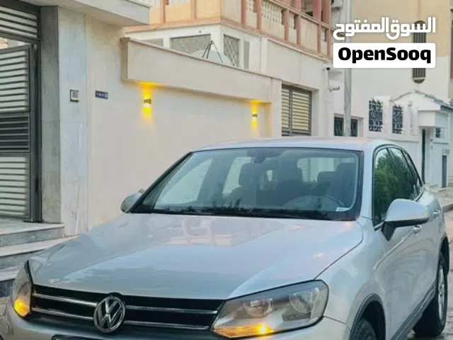 2012 Volkswagen Touareg Standard