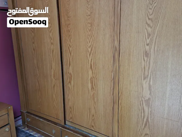 غرفة نوم شبابيه بحال الوكاله نشتري الاثاث المستعمل