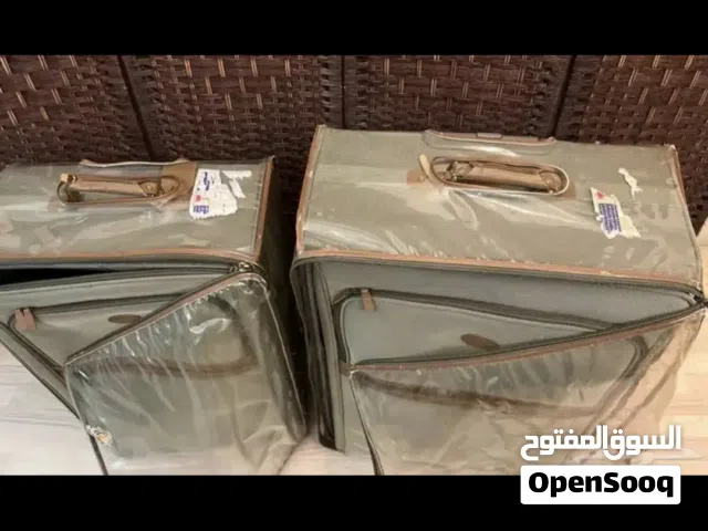 شنط سفر من الصنات للحقائب