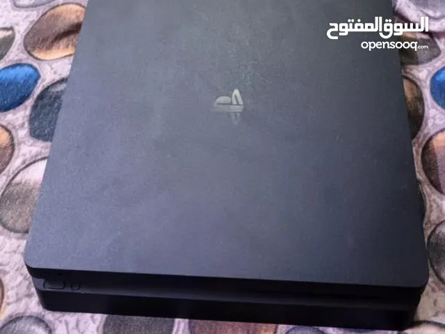 PLAY STATION 4 للبيع مستعمل