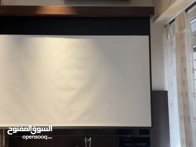 110 inch Screen شاشة بروجكتر 110 إنش amazing for watching movies/TV shows video games presentation