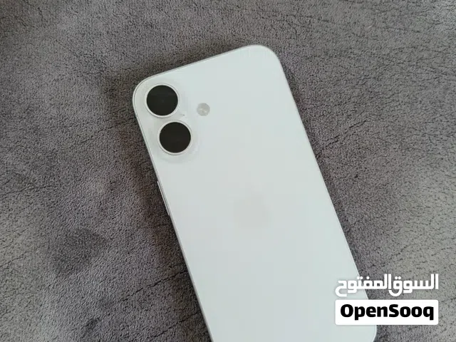 iPhone 16  92% بطارية