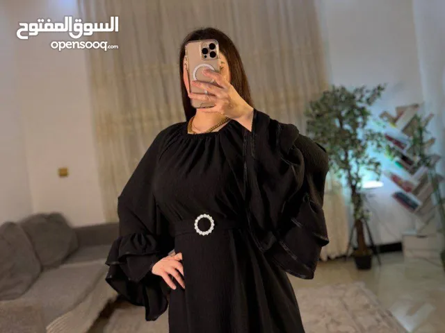ملابس اسود فاحم متوفر جميع القياسات