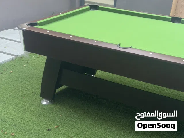 طاولة بلياردو