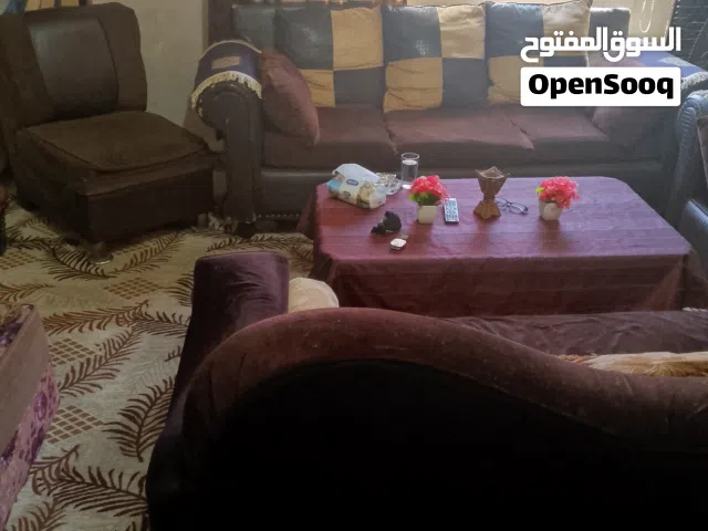 طقم كنب نصف جلد