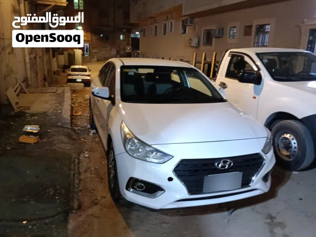 2019 هيونداي اكسنت Standard