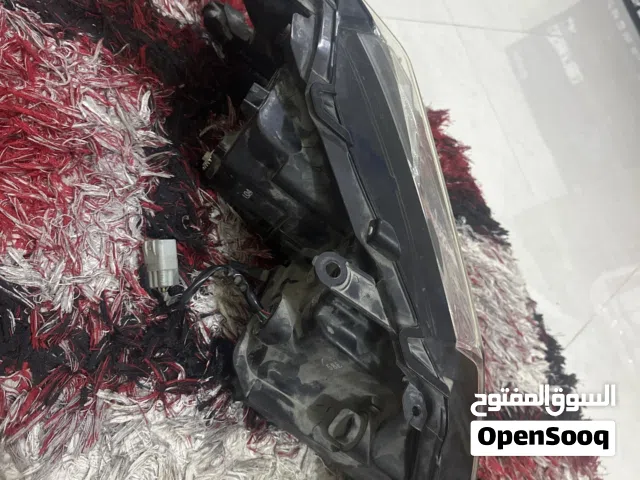 اسطب من جهه السائق تويوتا كامري مديل 18  بحاله جيده