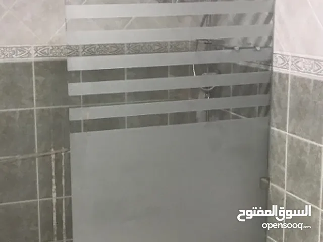 فني زجاج سكوريت ابواب وواجهات وتبديل مكاين ابواب