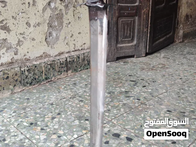 خنجر حراسه بشكل سيف للبيع المشتري يجيب سعره